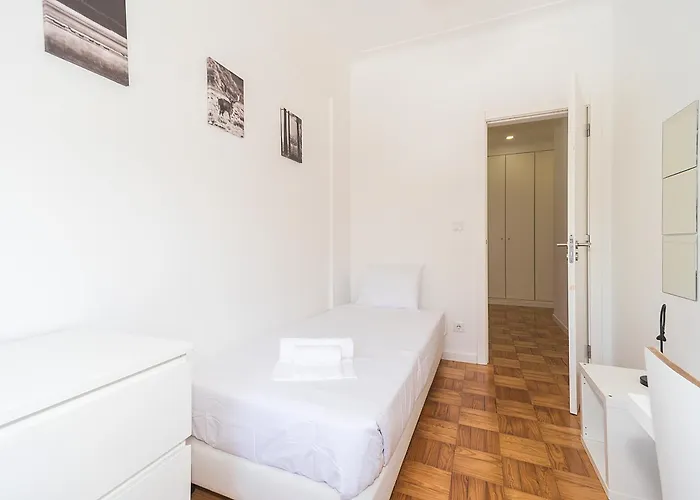 Apartament Houze Four Bedroom Near Zoo